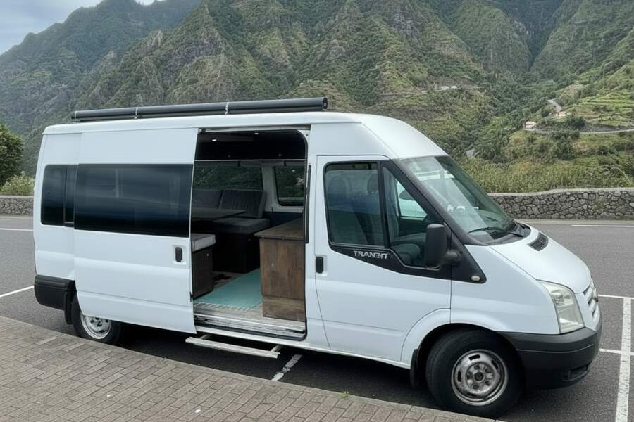 Areeiro campervan Madeira - side view mountains