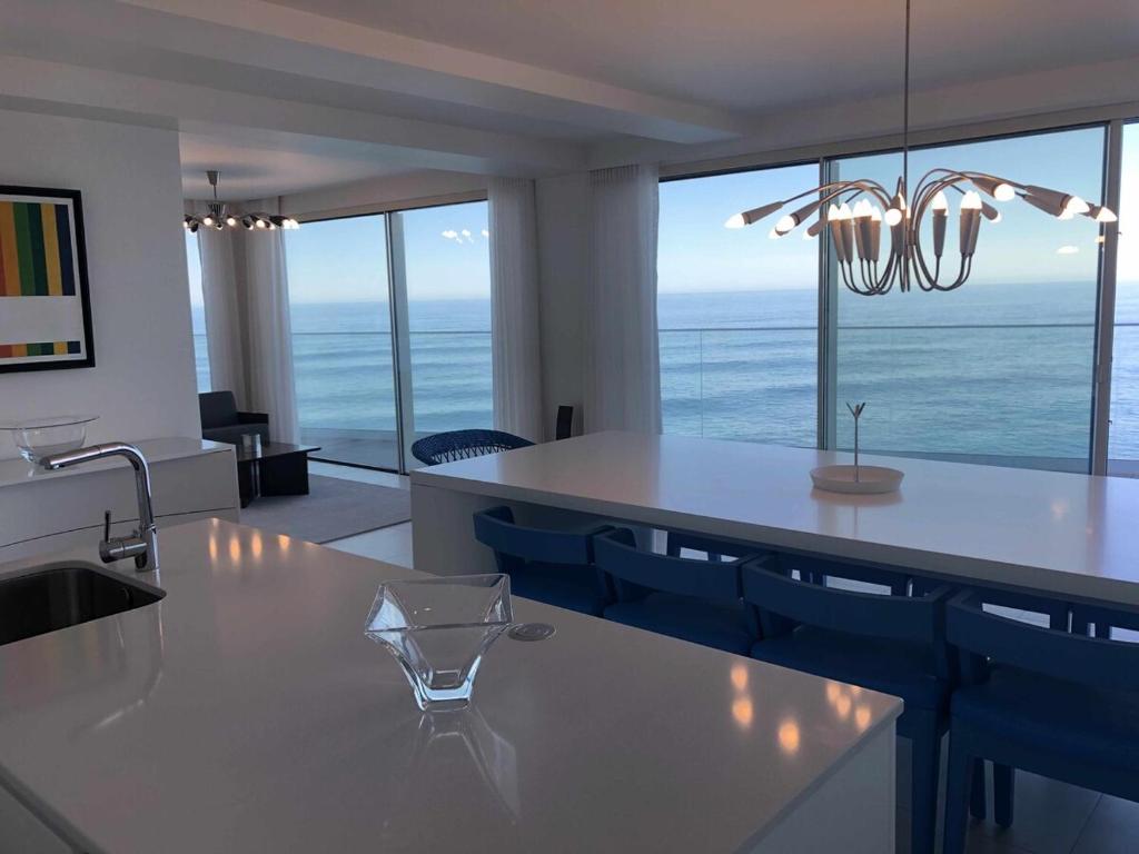 Casa Del Mar — oceanfront villa pool sea views Ponta Delgada north Madeira
