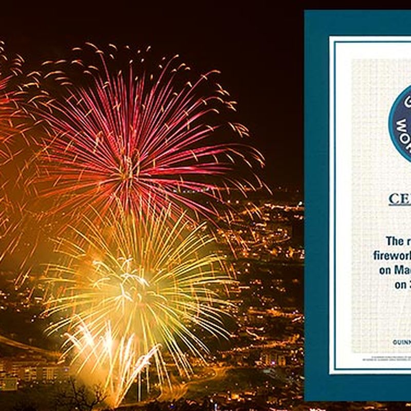 Funchal Christmas fireworks Guinness World Record Madeira 31 December