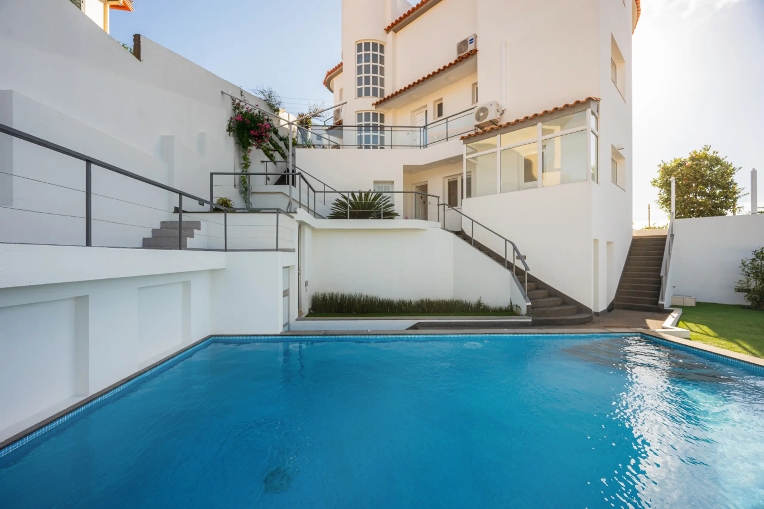 Pool and villa garden shared outdoor area São Gonçalo